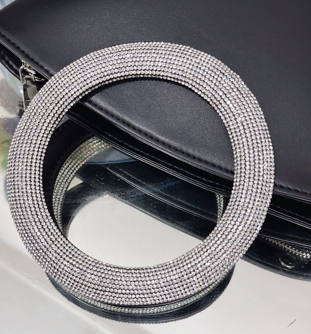 Portable Diamond Handle Basket - Round Handle Design for Easy Carrying