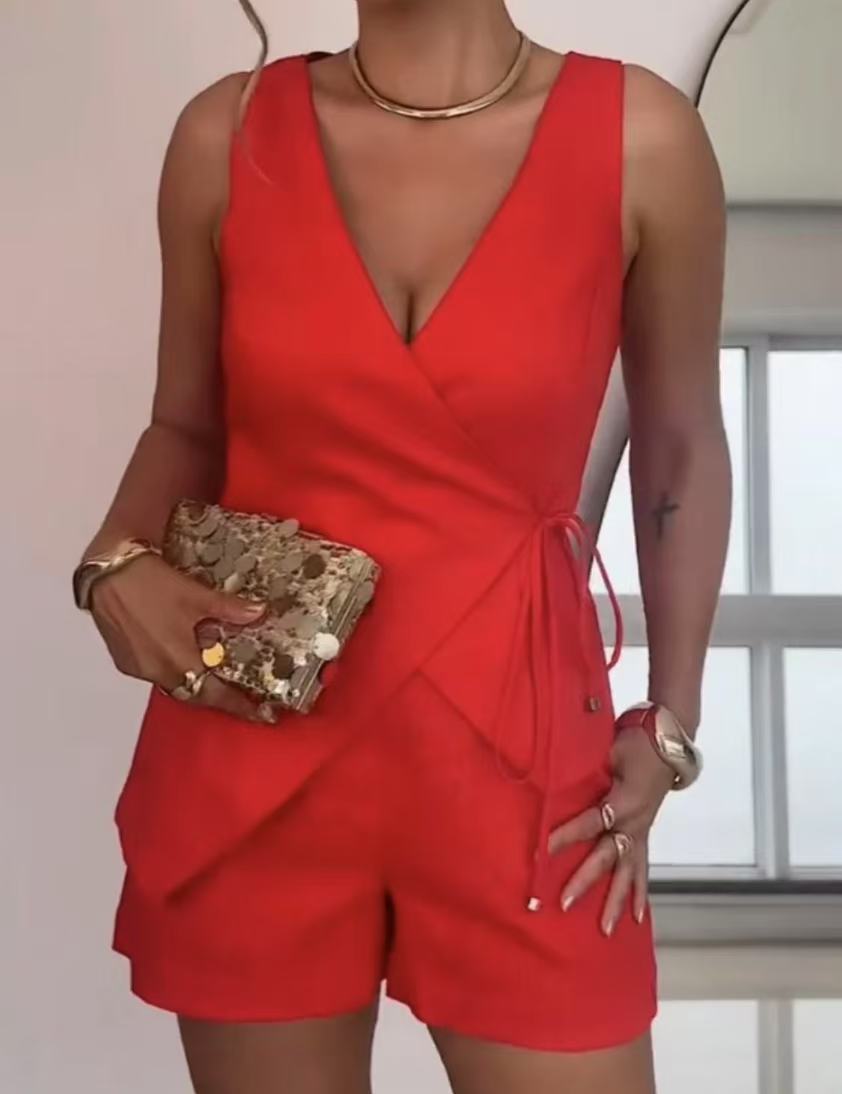 Solid Color Tie Vest Shorts Suit for High Waist Style