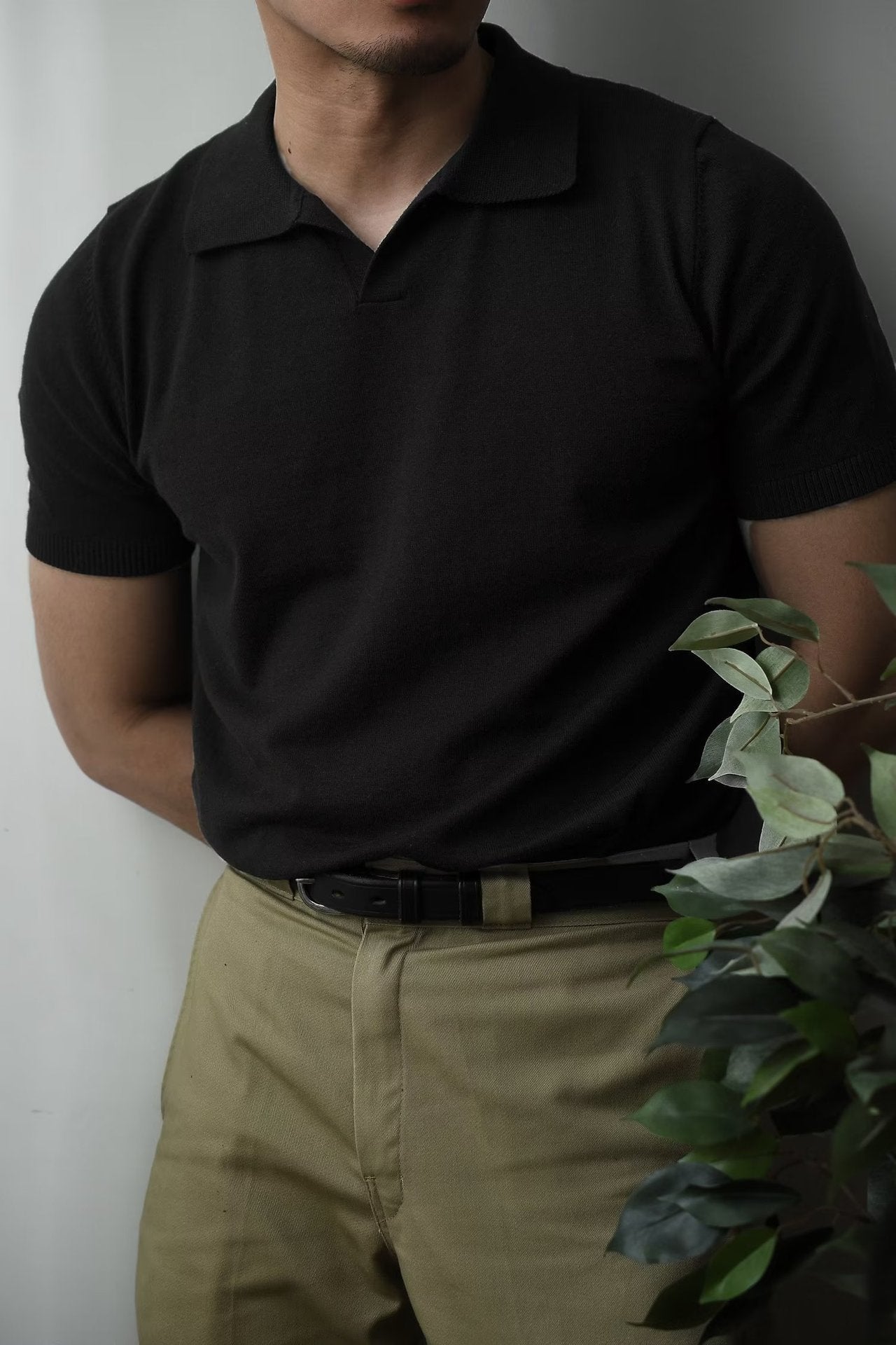 Men's Summer T-shirt - Knitted Light Luxury Cool Short-sleeved T-shirt