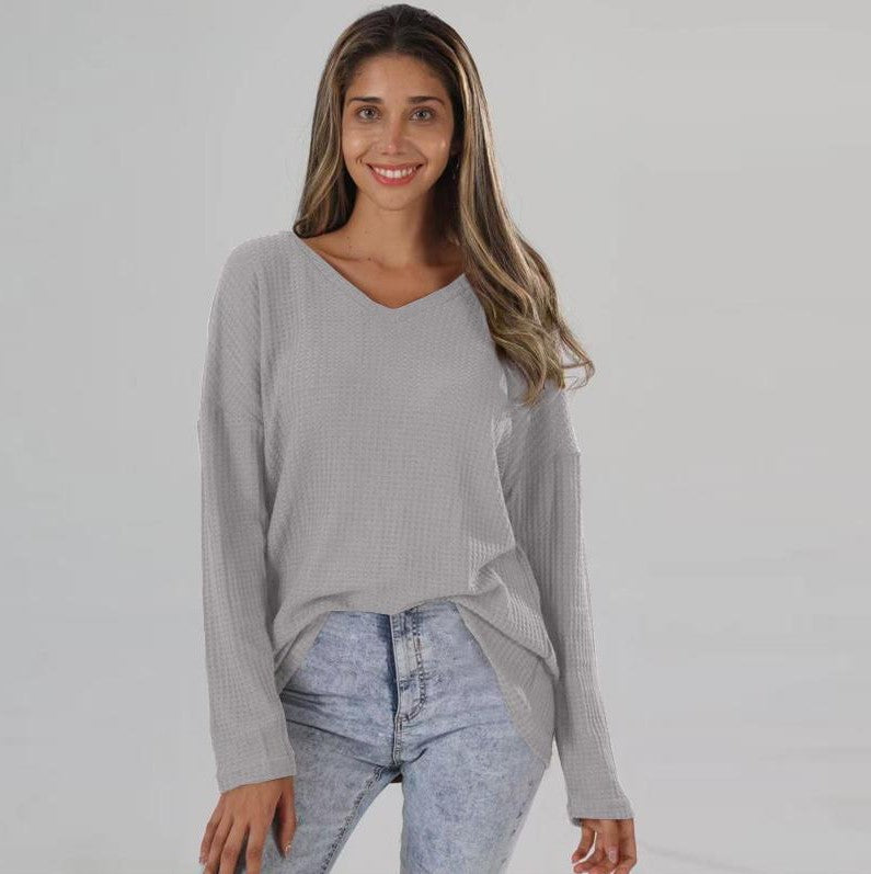 Plus Size V-neck Knitted Shirt for Women - Loose Fit Street Style