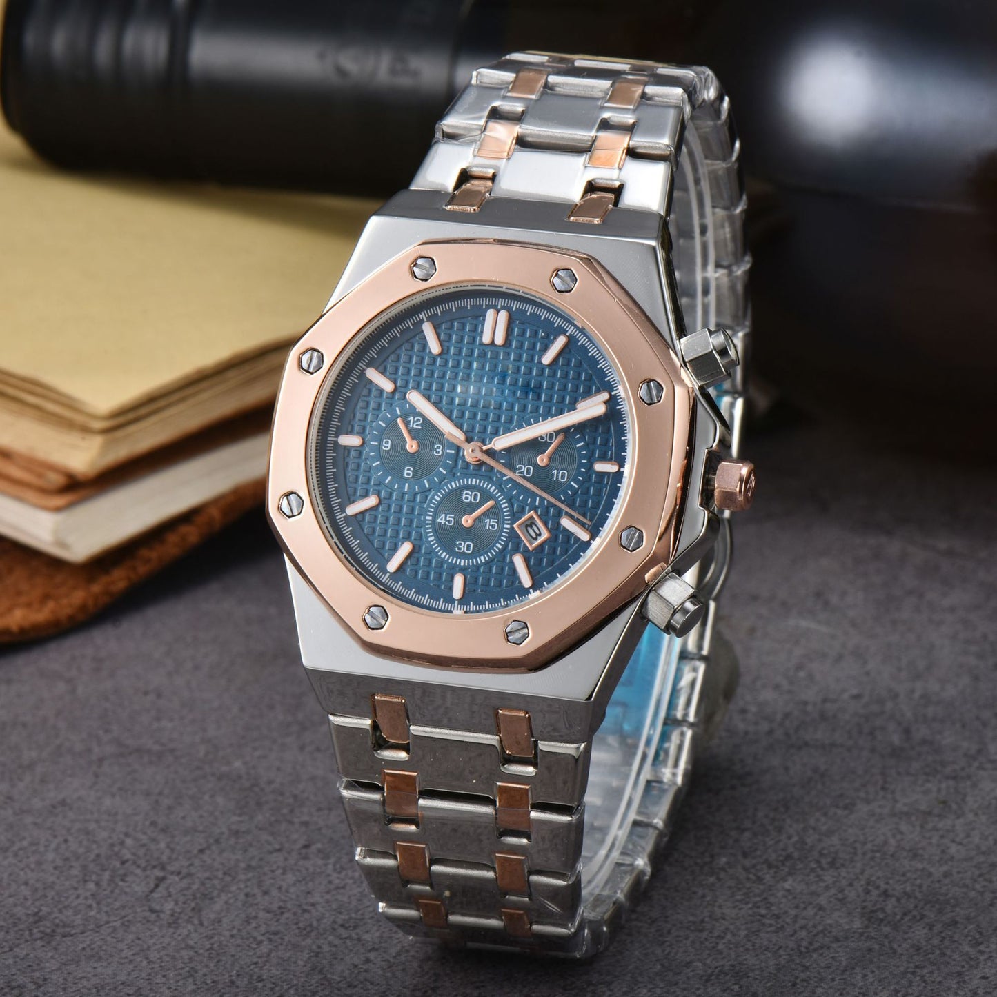 Stainless Steel Quartz Watch for Men - Calendar Feature