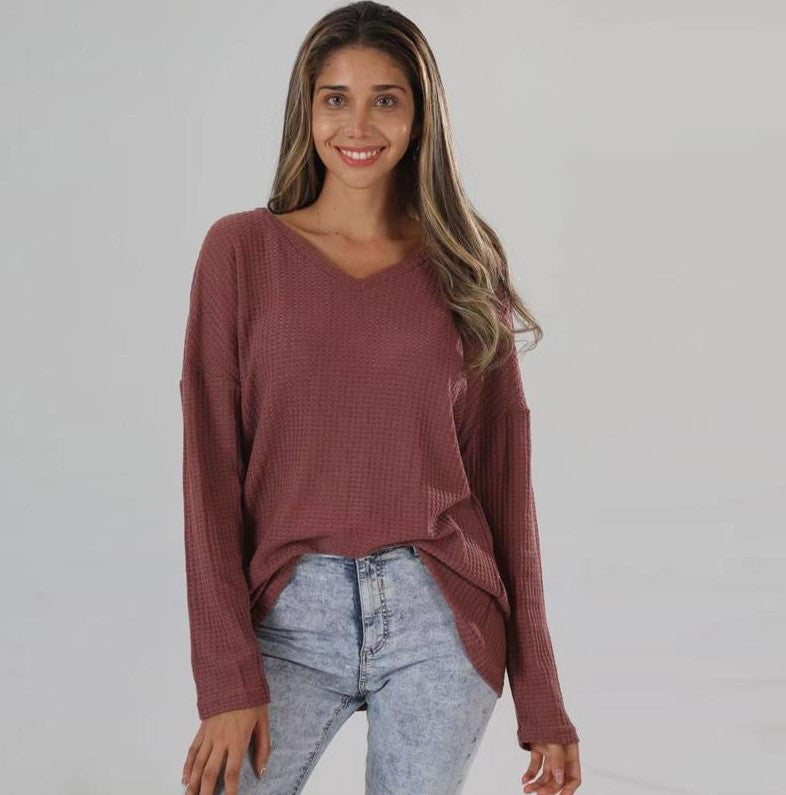 Plus Size V-neck Knitted Shirt for Women - Loose Fit Street Style