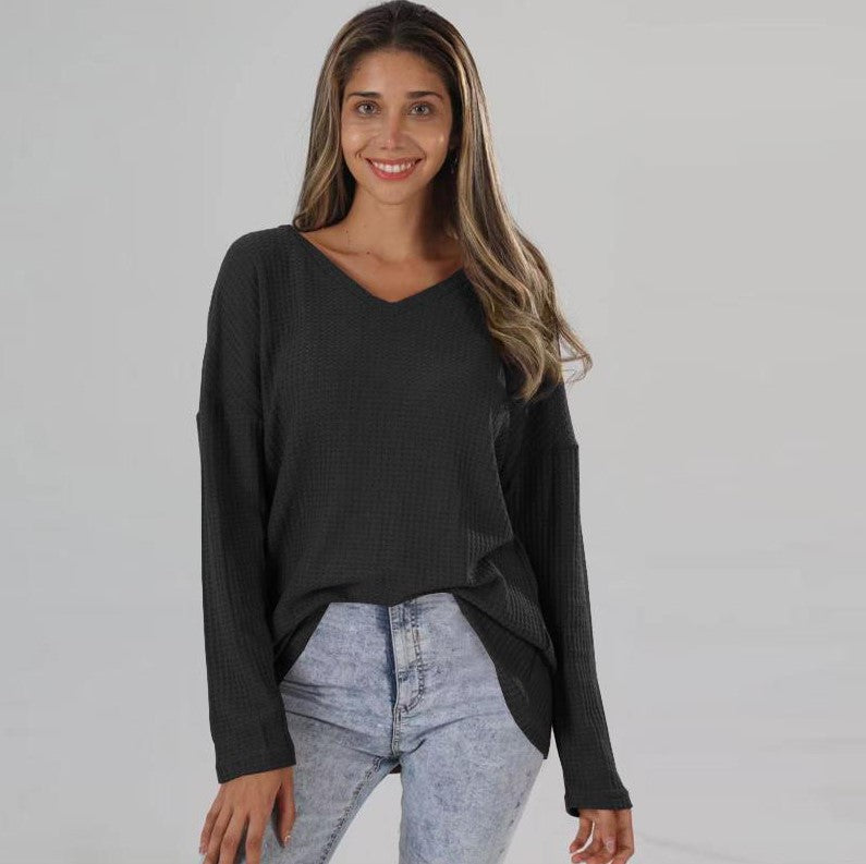 Plus Size V-neck Knitted Shirt for Women - Loose Fit Street Style