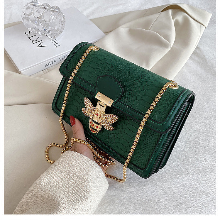 Fashionable Trendy Retro Messenger Bag - Stylish Chain Shoulder Design