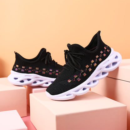 Girls' Mesh Sports Shoes for Active Kids